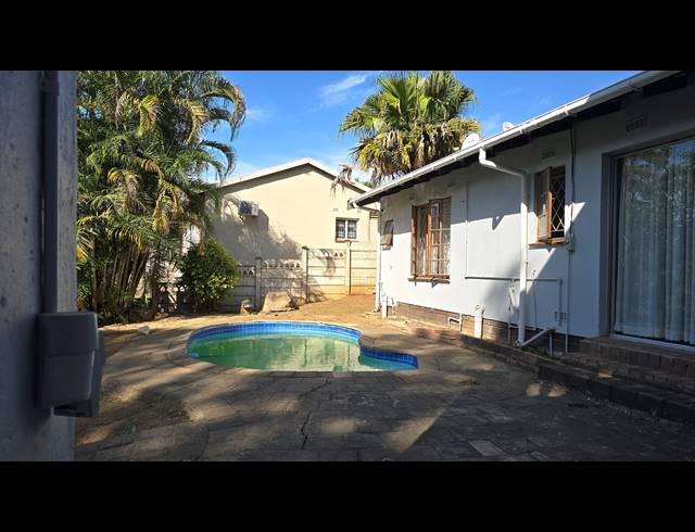 4 BEDROOM HOUSE FOR SALE IN ESCOMBE